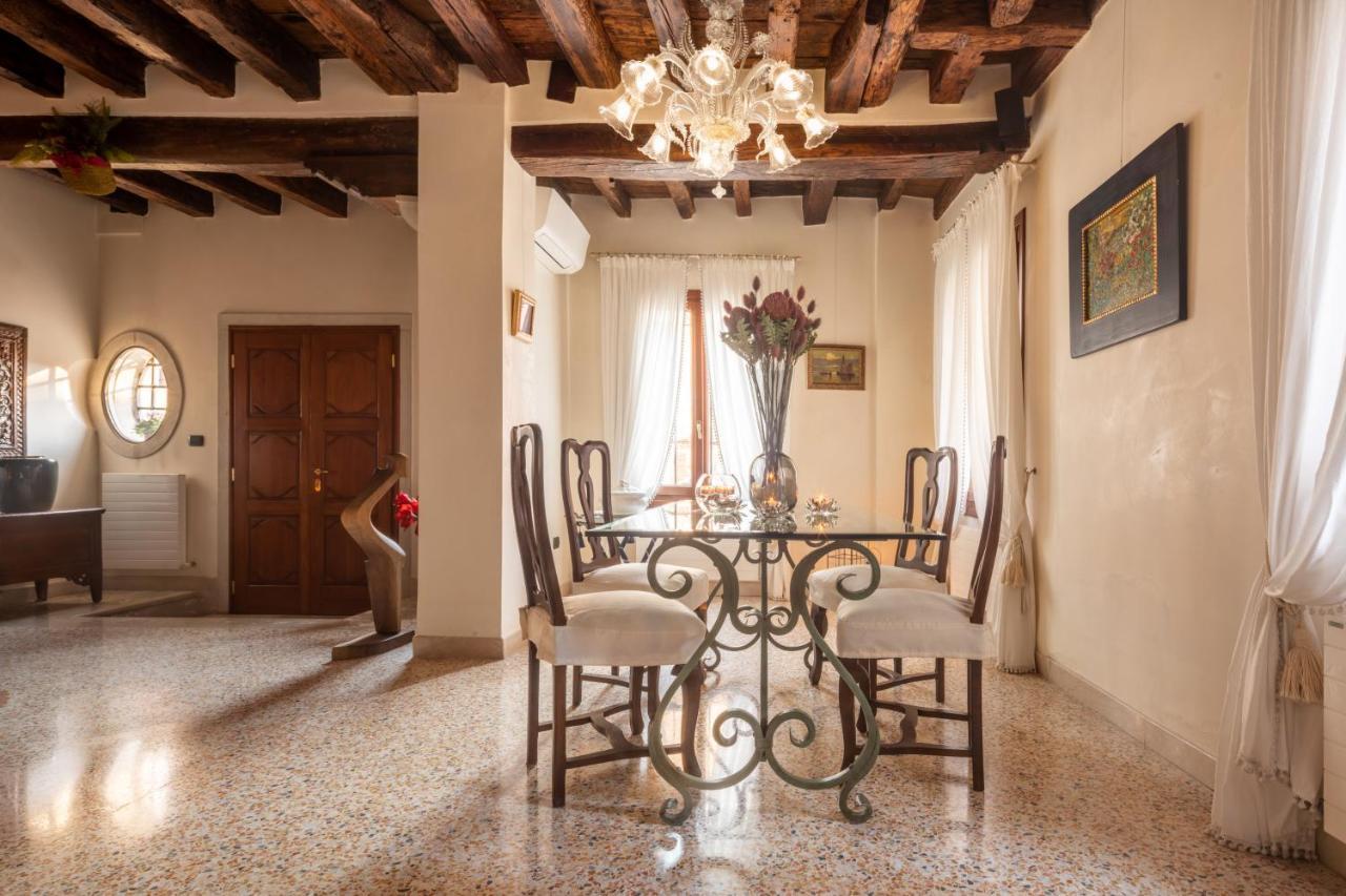 Apartamento Garden Mansion With Private Mooring R&R Venecia Exterior foto
