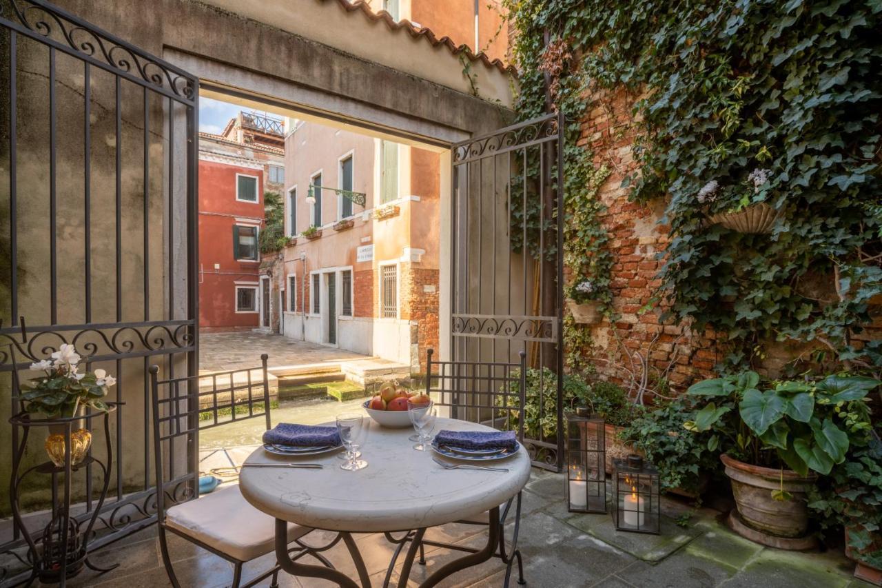 Apartamento Garden Mansion With Private Mooring R&R Venecia Exterior foto